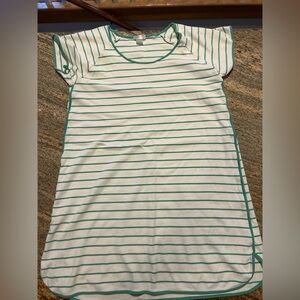 Lake Pajamas Pima Nightgown
100% cotton
Size XS